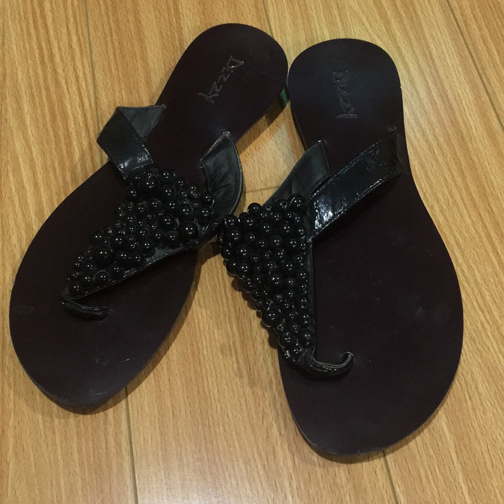 Bead strapped sandals